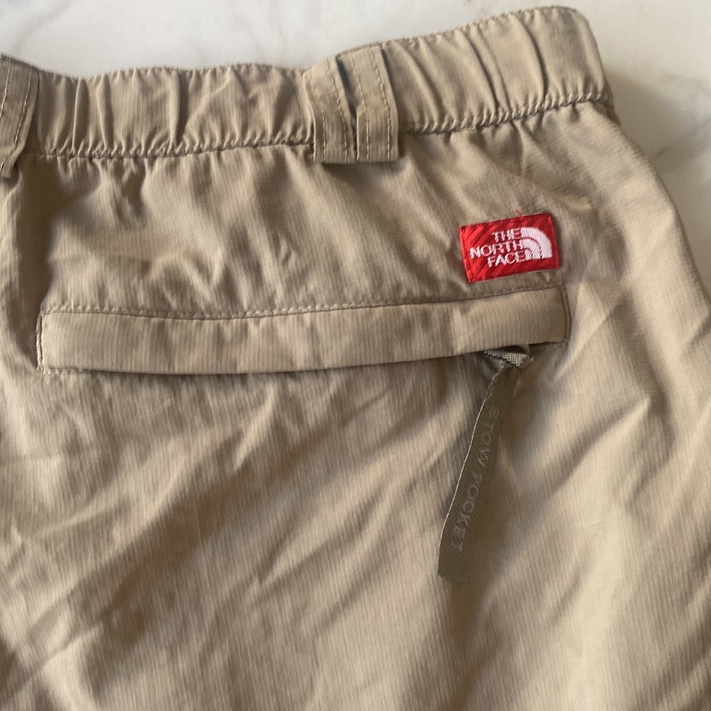 THE NORTH FACE Womens Shorts 6 long 7” inseam - Picture 9 of 9